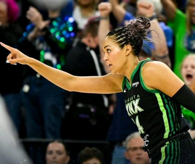 一记中投追, 水星打出一, 尔与麦克布