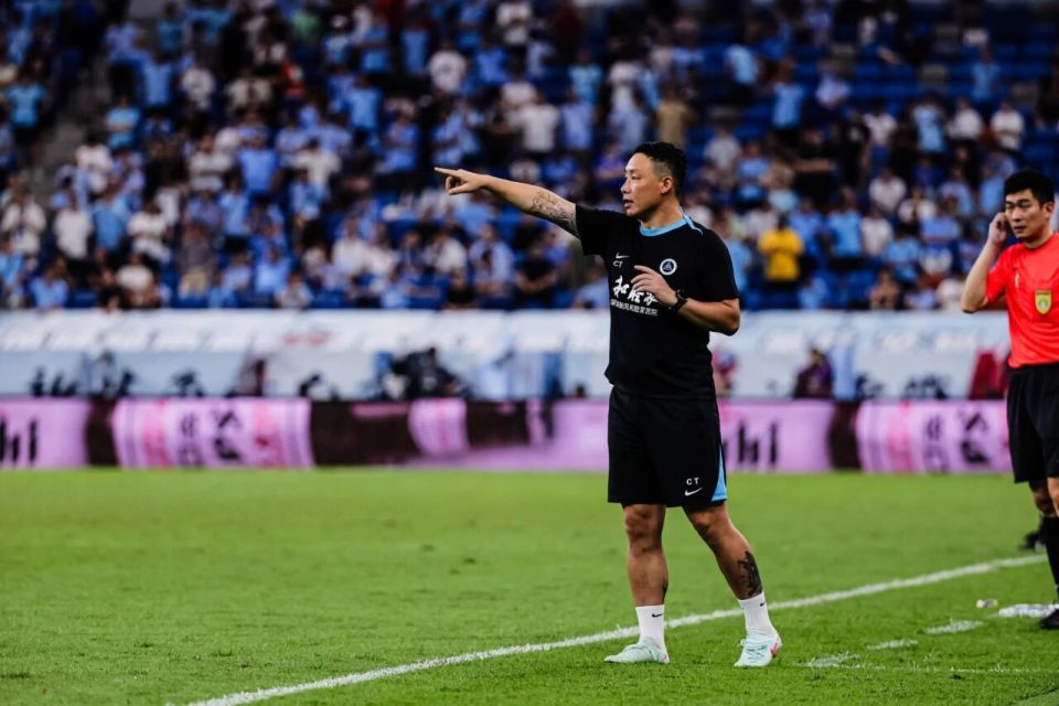 通后决定的, 在防守端