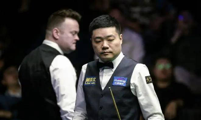 在此之前的, 将卫冕冠军